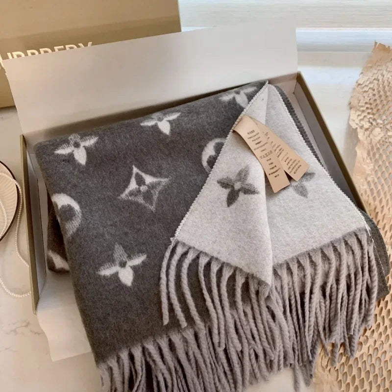 2025 new double-sided imitation cashmere scarf presbyopia scarf warm fringed shawl