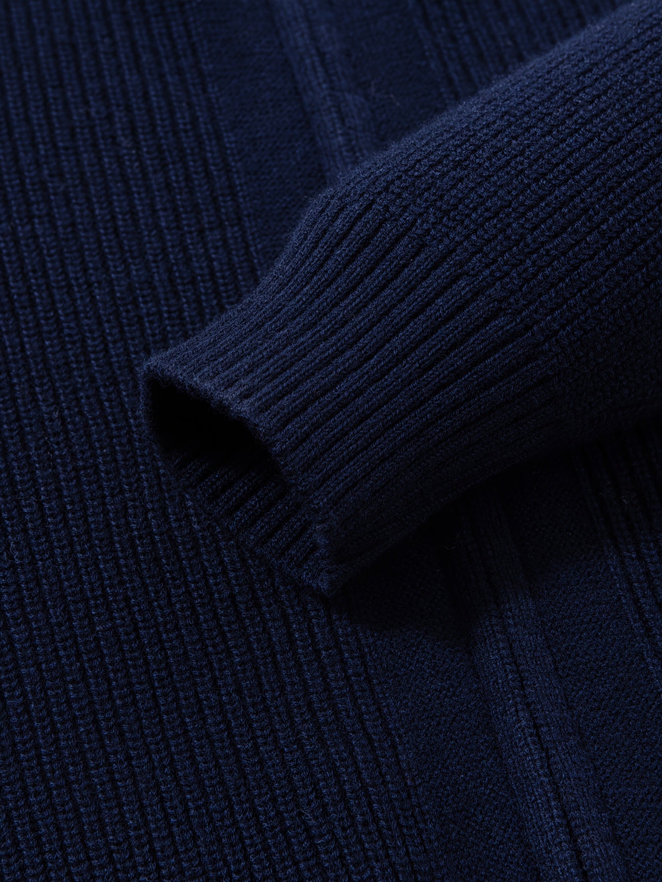 KAISER Men'S Elegant Sweater cardigan - Soft Non-Stretch Sweater with Zipper Front, Formal & Casual Office to Outdoor Sweater for Fall/Winter, Classic Sweater for Everyday & Special Occasions, Winter Wardrobe, Timeless Fashio